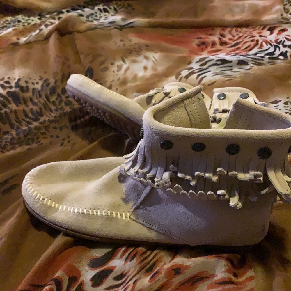 Shoes - Picture 2 of 2